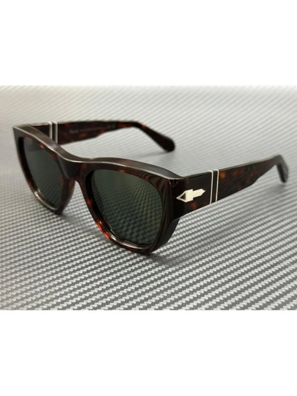 New Persol Men Havana Brown Sunglasses 53-22-145